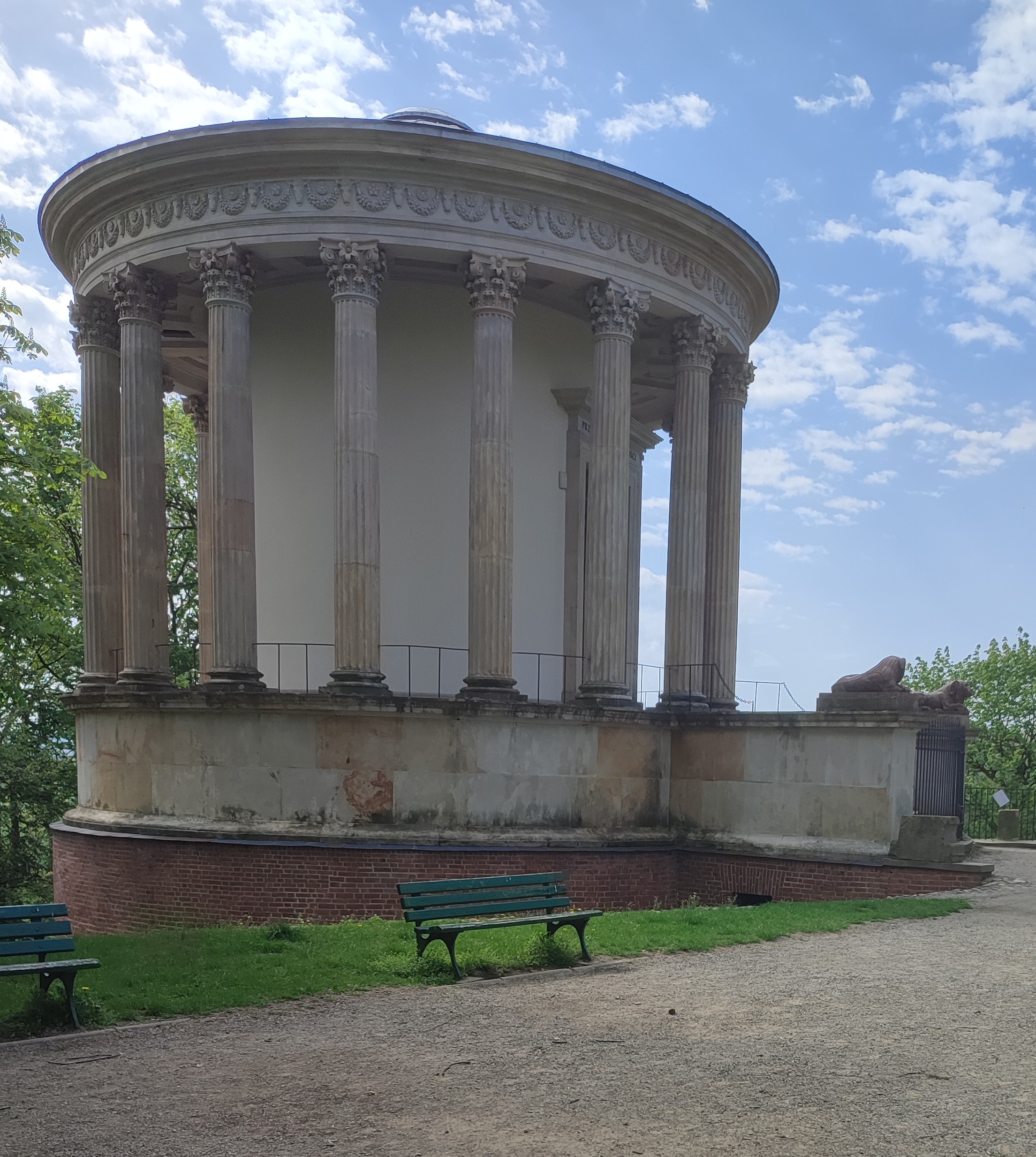 Drzewostan Parku Czartoryskich w Puławach - spacer historyczno-przyrodniczy